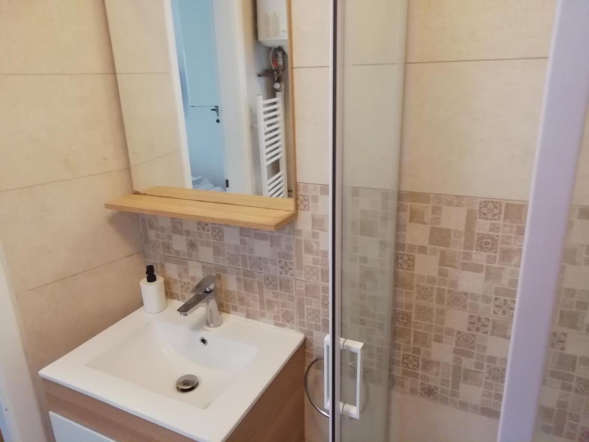 Studio Ultracentral Universitatea Bucureşti Eksteriør bilde