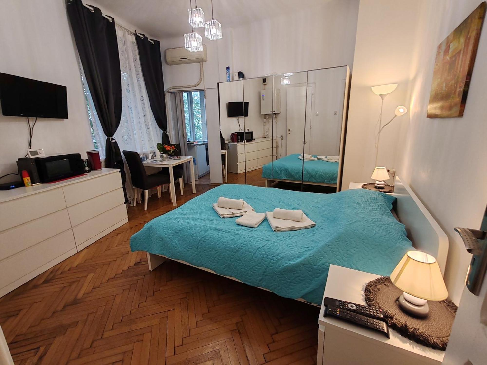 Studio Ultracentral Universitatea Bucureşti Eksteriør bilde